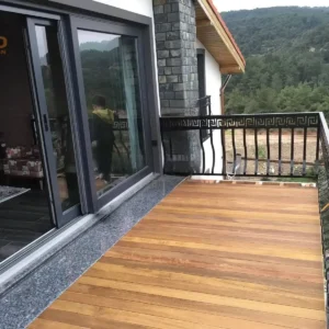Balkon iroko deck uygulaması